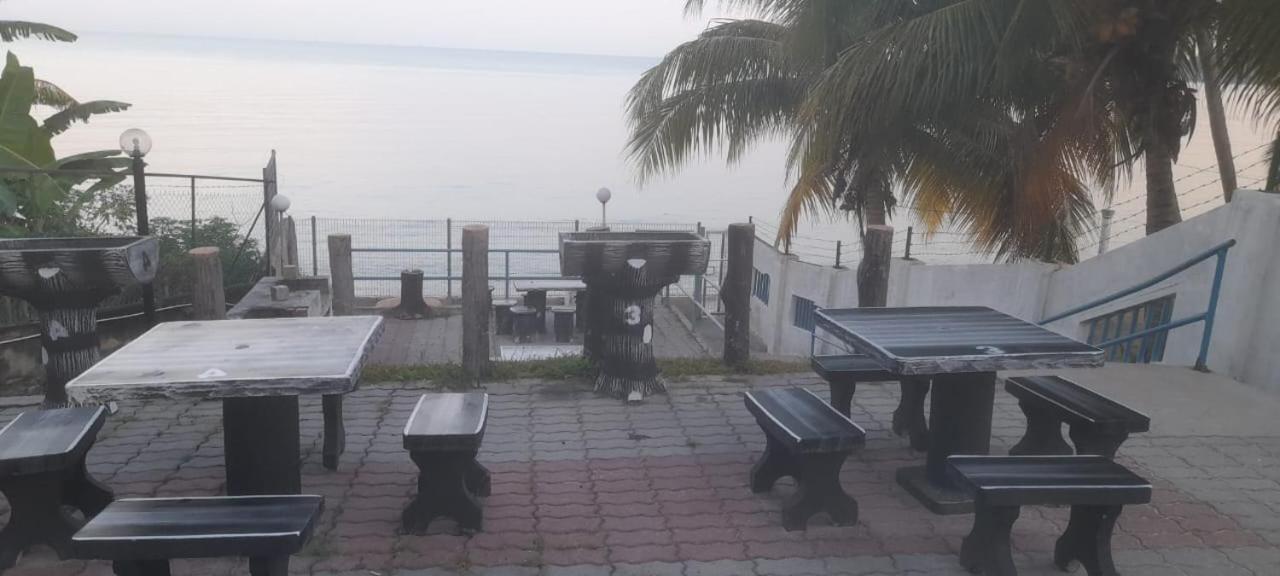Zna Prop D Seri Bulan Resort,Pd Max 5 Guests Porto Dickson Exterior foto